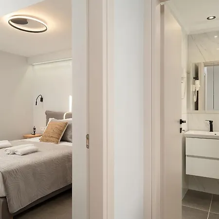 Gifel And Luxurious Apartment *